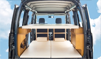 2段ベッド仕様の軽キャンパー「ちょいCam葵」