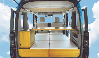 エブリイワゴンの軽キャンピングカー「ちょいCam梓」の写真