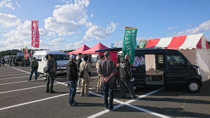 軽キャンピングカーちょいCamが出展する東北キャンピングカーフェア2020 秋に展示されているちょいCamとお客様