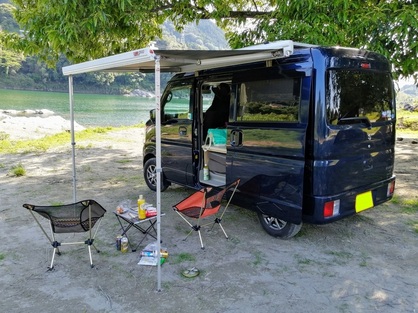 軽キャンパーちょいCamサイドオーニングで快適に