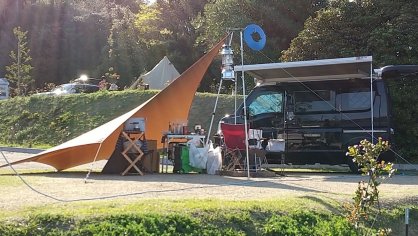 軽キャンパーで、出かけ複数泊の時にはルーフバックを使用